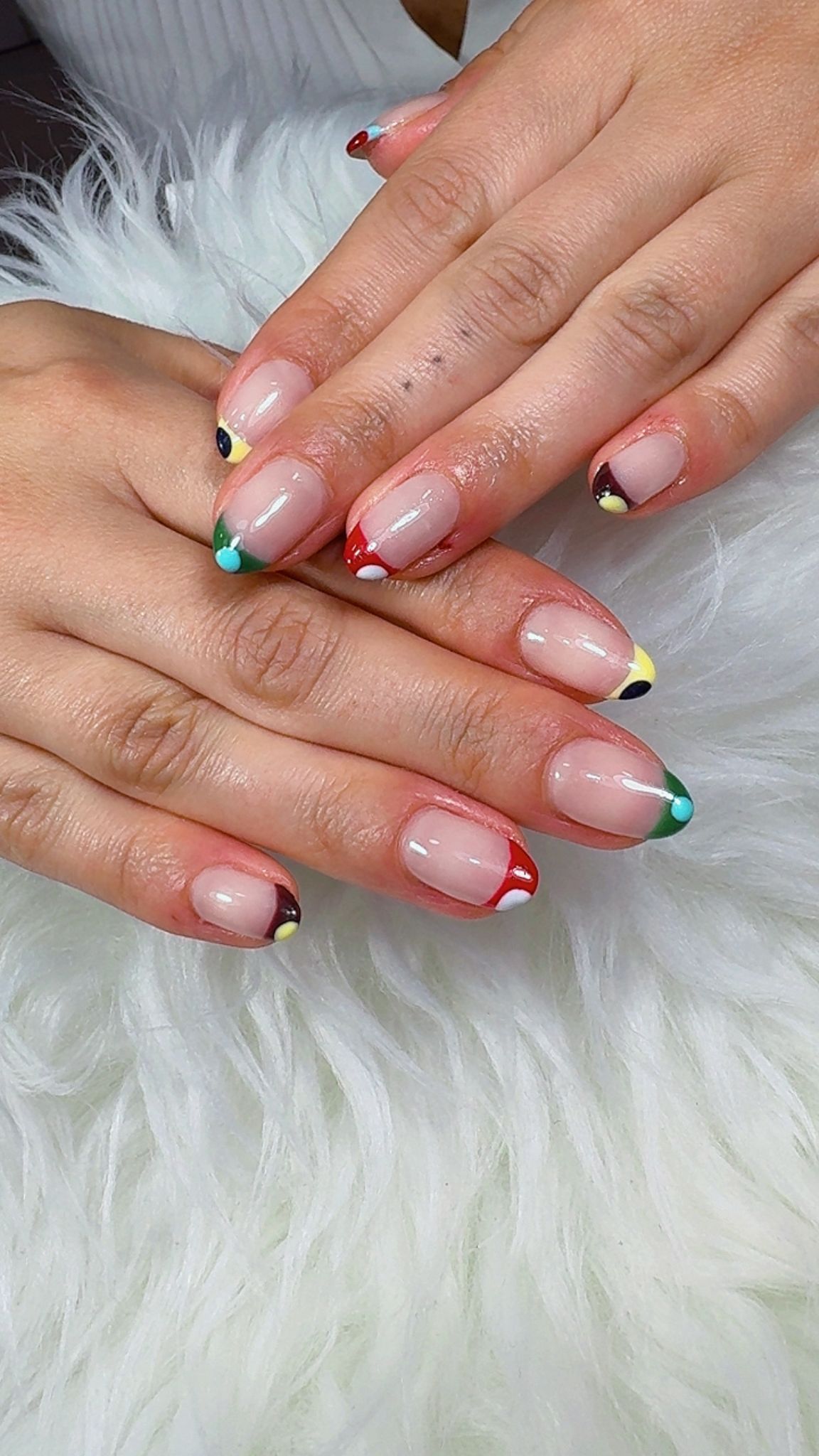 French multicolor pop art Nailsnhoa Beauty Barcelona